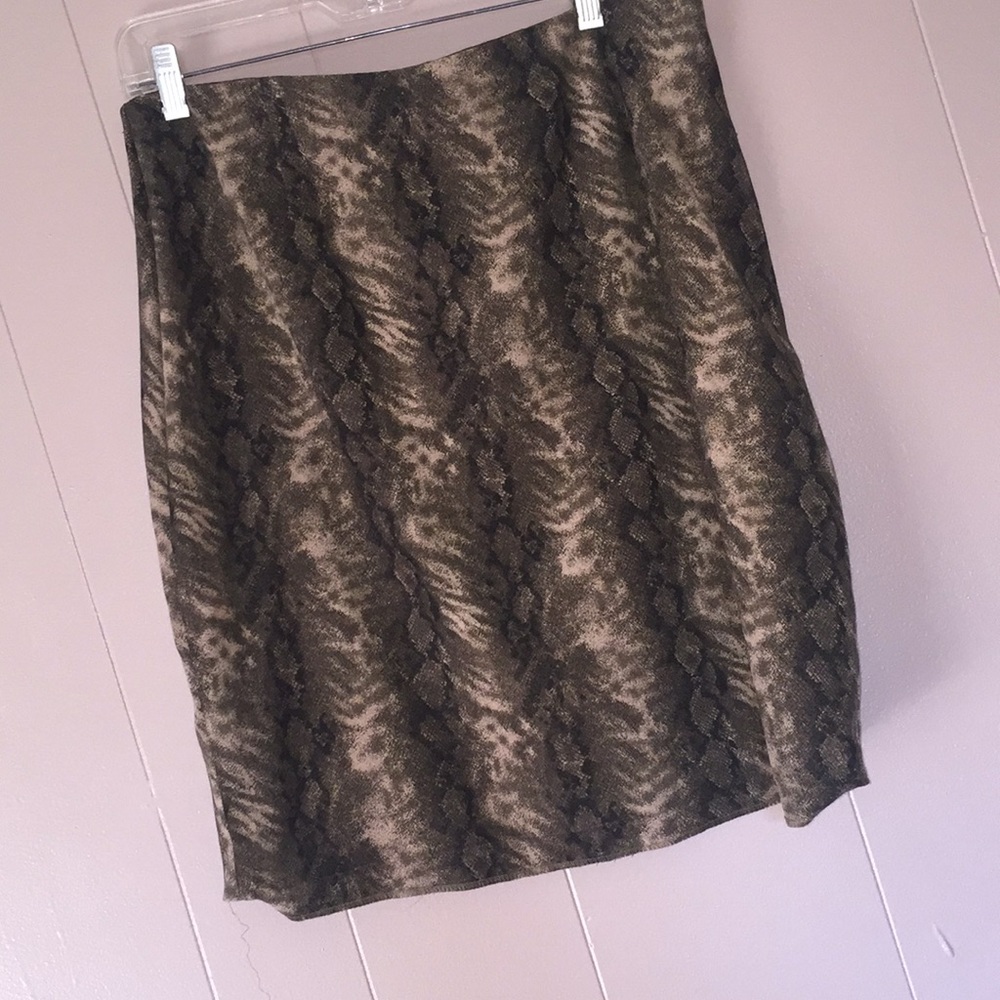 Knee length skirt